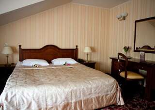 Курортные отели Solva Resort & SPA Поляна Стандартный двухместный номер с 1 кроватью-4