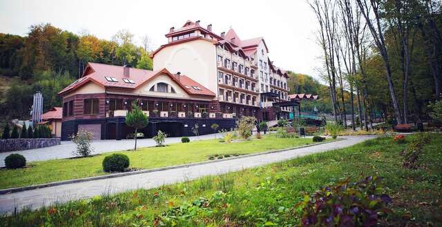 Курортные отели Solva Resort & SPA Поляна-7